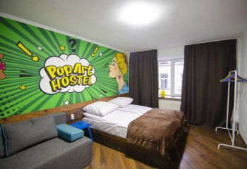   ,  Pop Art Hostel 