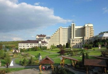 Отдых в Трускавце, отдых Гостинично-курортный комплекс Карпаты 