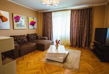  ,   Quality apartment in a green area 